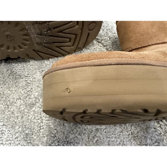 Ugg Classic Platform Mini Booties in Cognac Chestnut Sz 10 USED - Picture 3 of 10